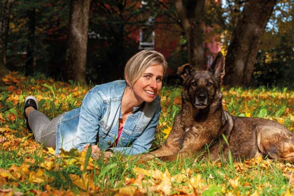 simone mit hund - neue webseite